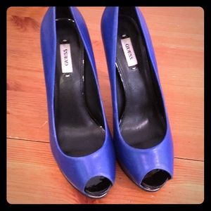 Cute blue Guess shoes